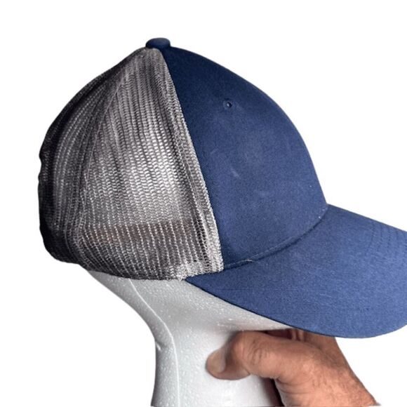 Peloton Captiv8 Mens Adjustable Mesh Back Trucker Hat Cap Blue Gray One Size - Picture 3 of 6